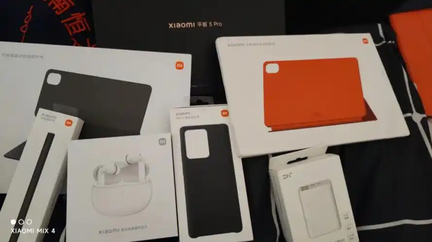 来自米fan的小米产品全家福照