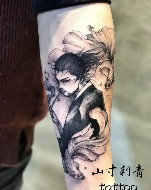 宫本武藏纹身图片_手臂纹身图案