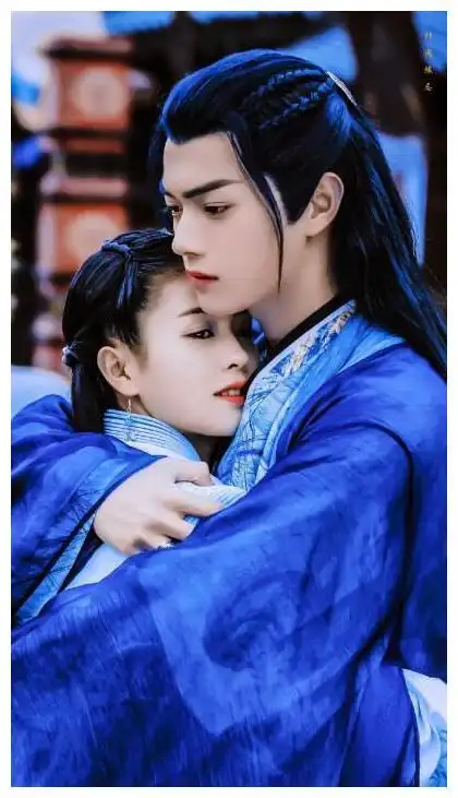 最近白鹿的关注力度还是挺高的,之前是和爆红小生王鹤棣出演偶像剧