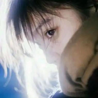 女生眼睛头像高清高清丧气只露眼睛的伤感头像女图片