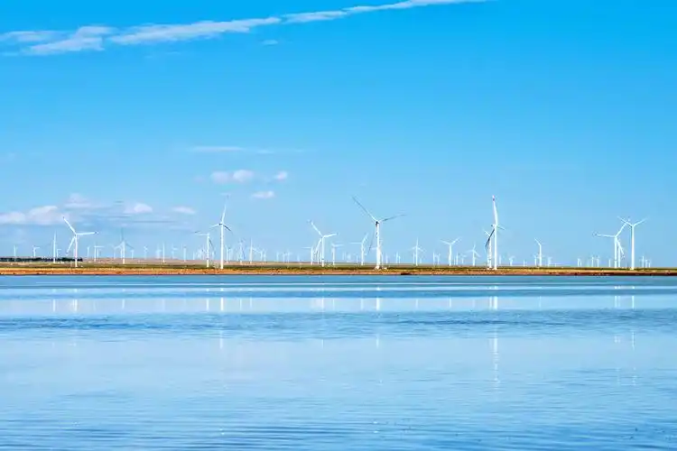 原创青海天空之镜值不值得去?这里的风景让人分不清真实和虚幻!