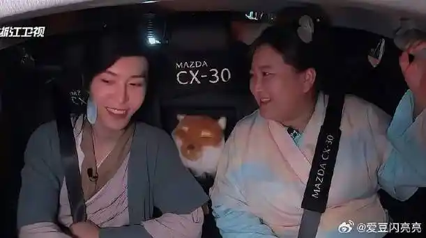 "加饭姐弟"太甜了,贾玲对话范丞丞:骗谁都不会骗你