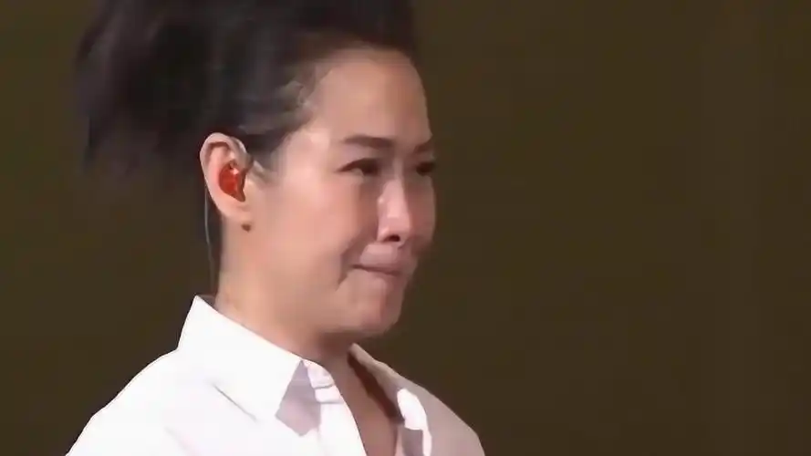 后来刘若英为什么哭了 刘若英唱后来为什么会哭成那样
