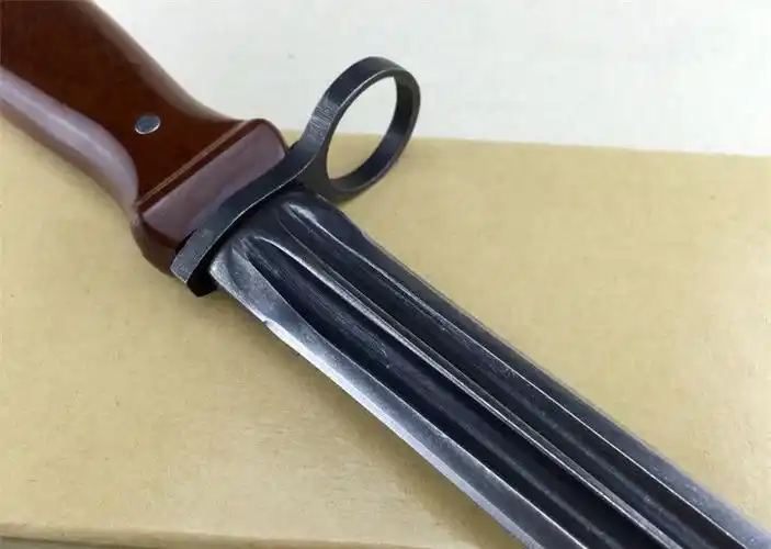 阳江刀网 户外刀具 仿品军刺 八一枪刺(沧桑石洗版)       八一枪刺