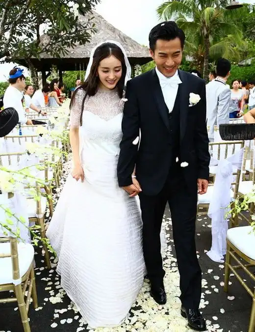杨幂婚纱照