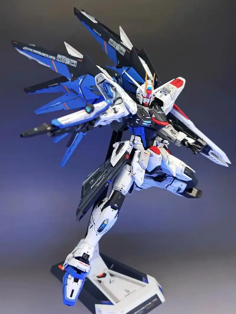 mg自由2.0高达喷涂成品展示.奉上自由2.0棚拍图片,喜欢 - 抖音