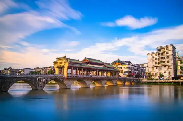 参评对象是富川12个乡镇:富阳镇,莲山镇,朝东镇,麦岭镇,福利镇,古城镇