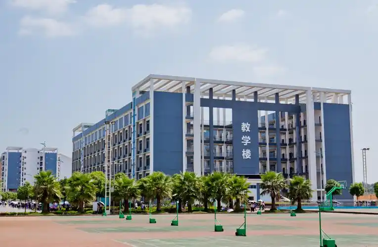 篮球世界杯杯 亚博登陆 五合校区教学楼