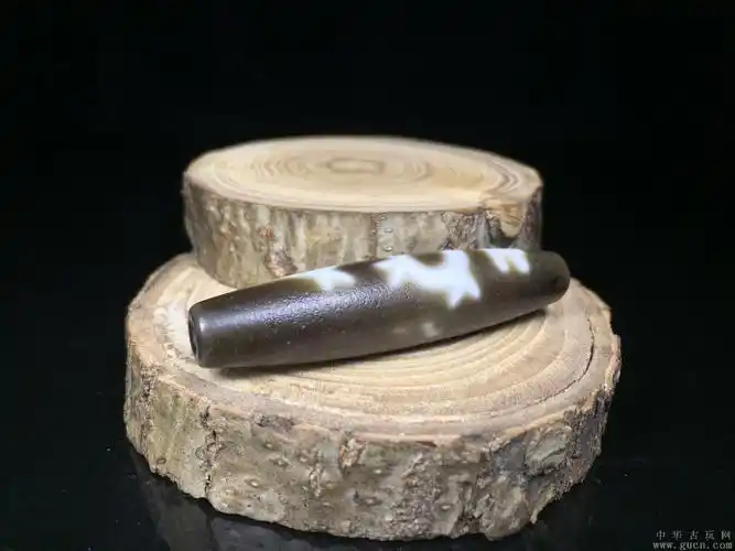 龙型老天珠尺寸:长58mm直径13mm重量15.5克