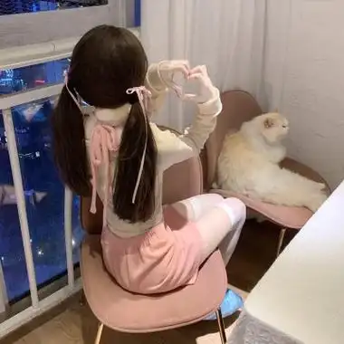 真人不露脸女生头像