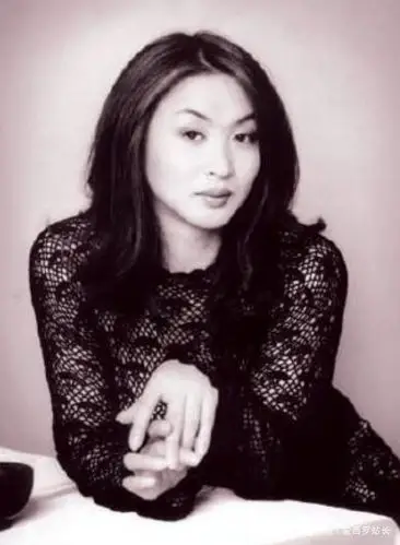 金星前妻照片曝光,长相貌美如花,离婚时已经有身孕|金星|肯波琳|长相