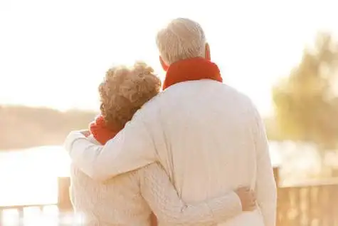 一起携手到老的短句_爱情的句子_句子火