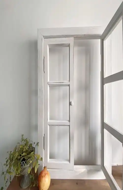 木质玻璃窗图片