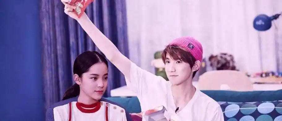 王源被网友猜测是为了欧阳娜娜考伯克利的.