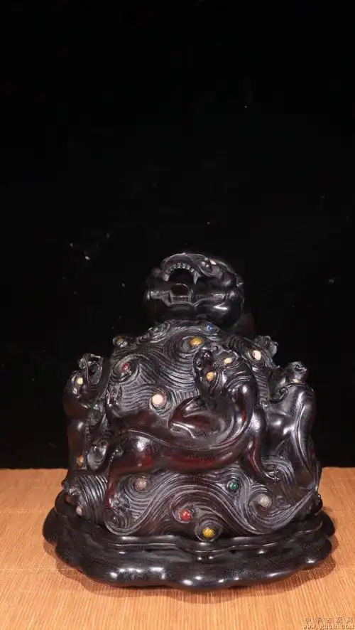 紫檀木镶宝石『五龙盘山』香薰摆件