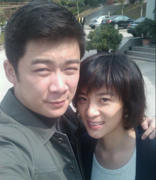 而曹征的妻子也是一名演员,名叫宋茶茶,虽然名字有一点陌生,不过看过