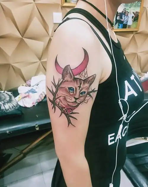 猫头纹身图片新传统纹身图案