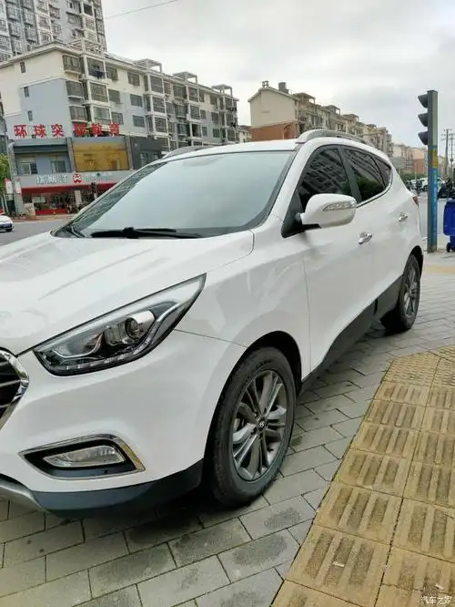 诚意出售北京现代35