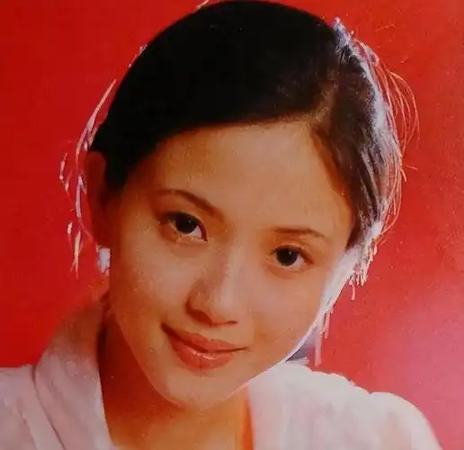 陶慧敏惊艳众人的小白菜出了名的难追却稀里糊涂嫁了王设忠