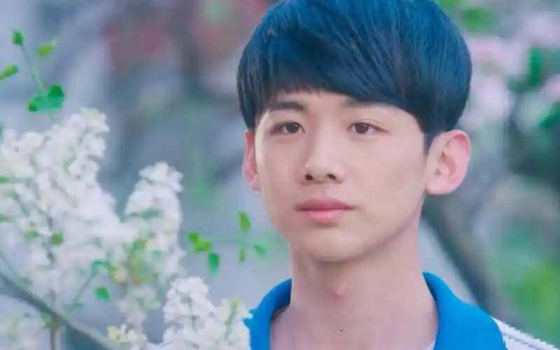 这一次,30岁的白敬亭,给青年演员们"狠狠"上了一课