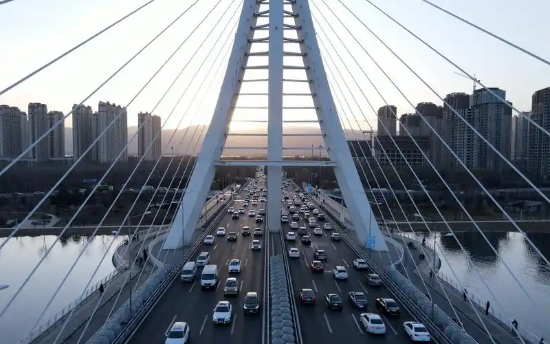 不要让自由只存在梦里 | 航拍 | 太原 祥云桥