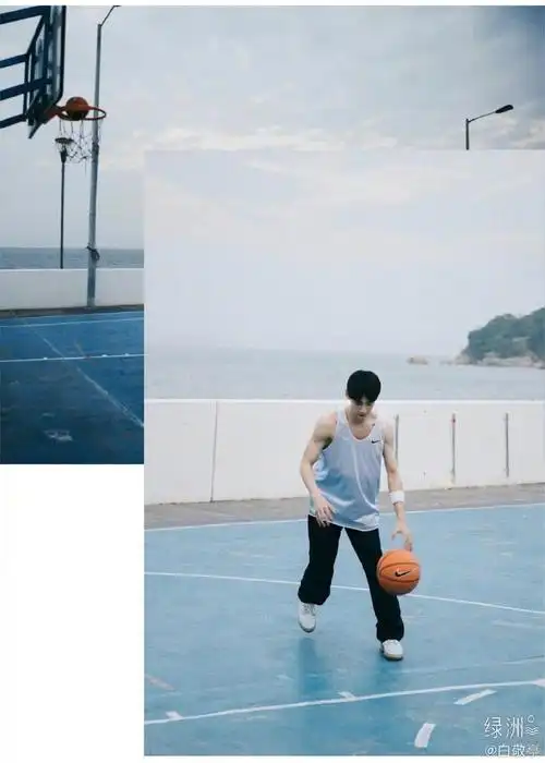 白敬亭白色短袖比耶随拍##白敬亭分享日常打篮球视频