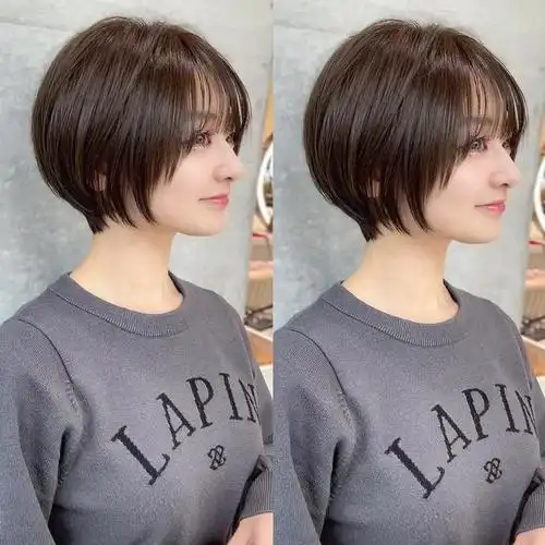 2024年新时尚的层次短发以其独特的层次感,蓬松立体的设计,以及百变