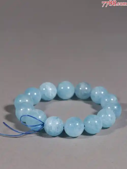 海蓝宝圆珠手串