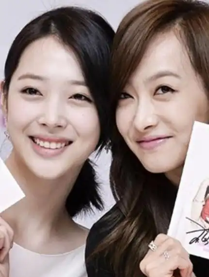 宋茜路演因崔雪莉落泪!