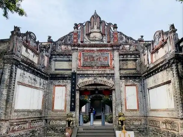 四川大地主刘文彩庄园到底有多豪?数十年前的祖宅,依然奢华无比