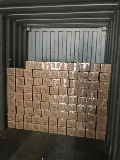 我们最专业的包装 运输大型卡车到海港 国际运输方面的合作