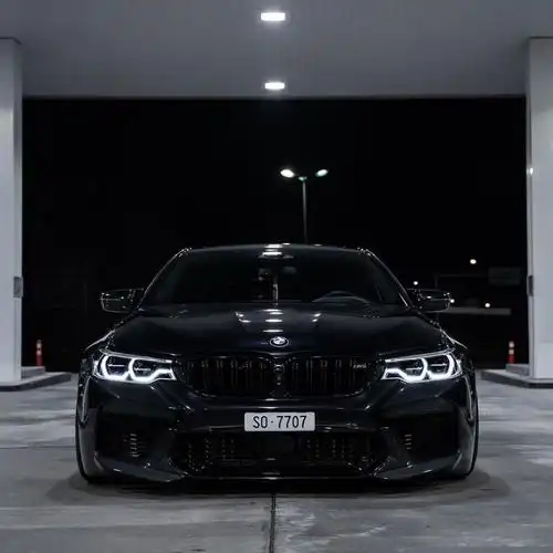 黑色宽体宝马bmw m5