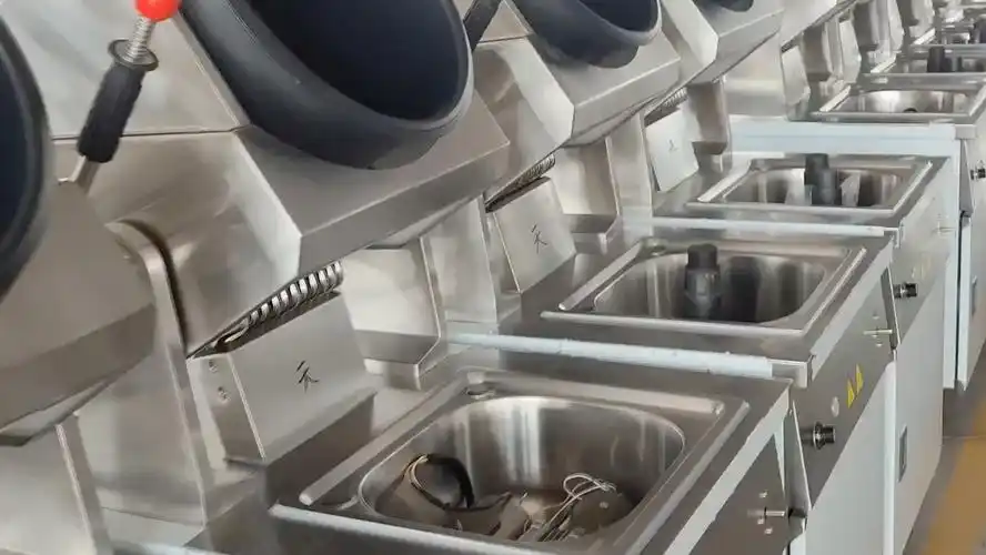 自动炒菜机 节省人工成本 省时又省力#炒菜机器人 #餐饮