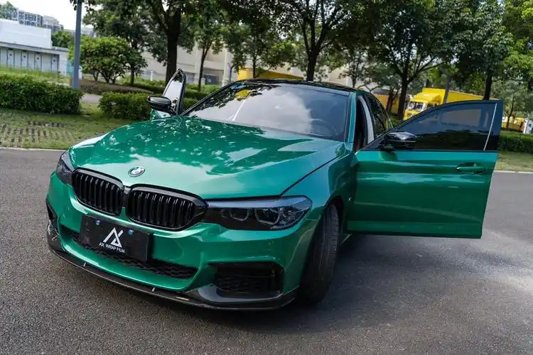 宝马5系改色曼岛绿