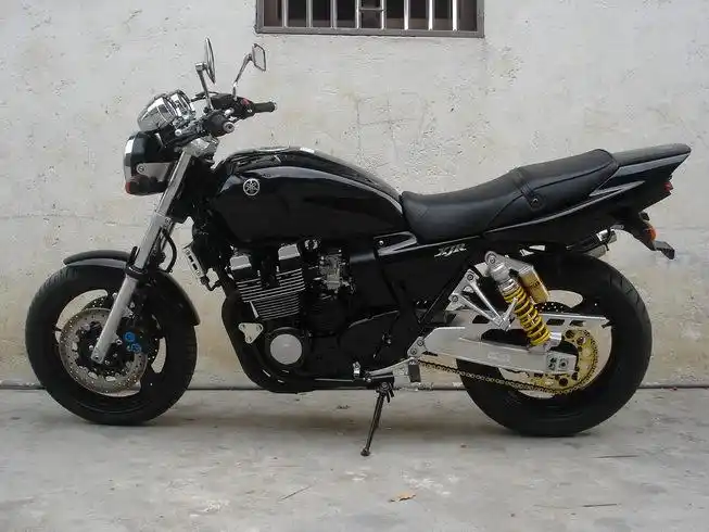雅马哈xjr400