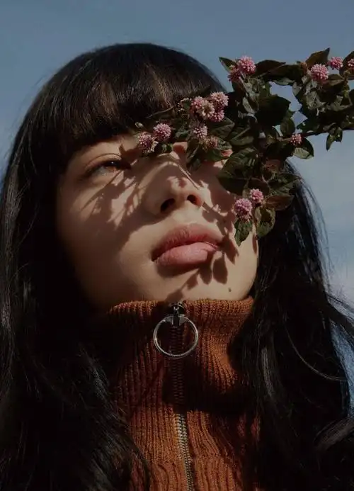 想不到自己的偶像小松菜奈还有这么不为人知的一面是不是?