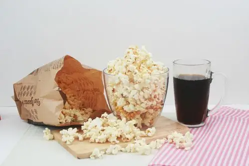 电脑壁纸 美食 面包甜点 美味爆米花