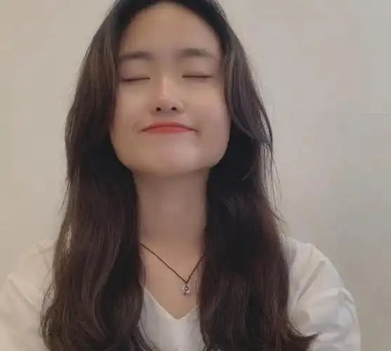 这几种脸型真的不好看,圆方脸发型都没救,大饼脸更是丑