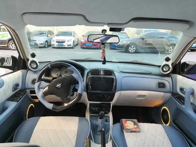 马自达福美来音响改装黄金声学,颜值音质双享受