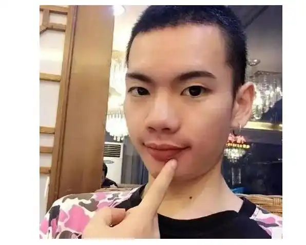 另类网红西红柿哥月入百万被嘲笑的他说的一句话堪称经典