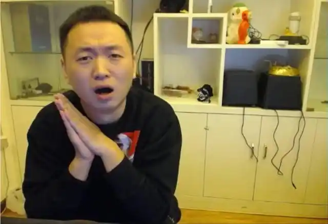 英雄联盟:药水哥开播英雄联盟 游戏过程充满艺术感