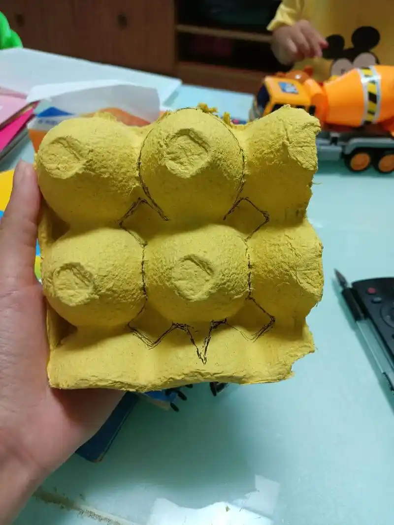 手工diy  #鸡蛋托 大变身#乌龟  - 抖音