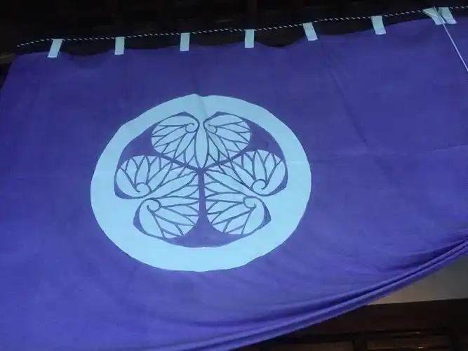 德川家族的"三叶葵纹"家徽.