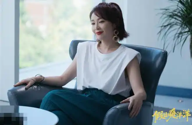 高叶假日暖洋洋惹人怜爱唐璇再次被泼咖啡