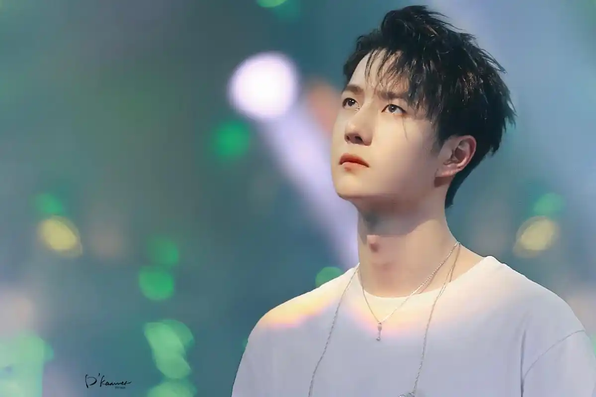 【王一博】向阳而生!