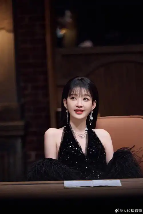 【《#大侦探黑钻大劫案#》高清剧照】之怡亿@孙怡微博:  掌握爱情密码