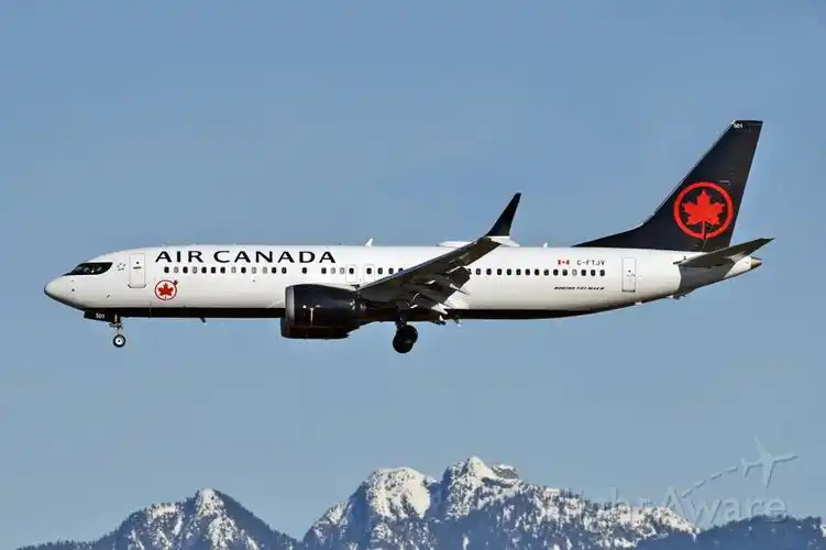 boeing 737 max 8 (c-ftjv)