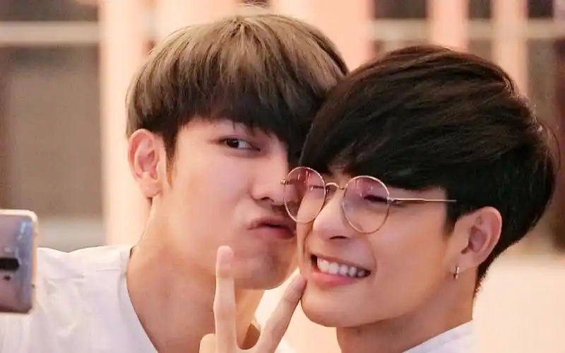 【爱的着陆】mewart的甜蜜日常_哔哩哔哩_bilibili