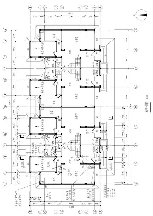 该平面图是某高校新建住宅底层平面图,比例为1:100.