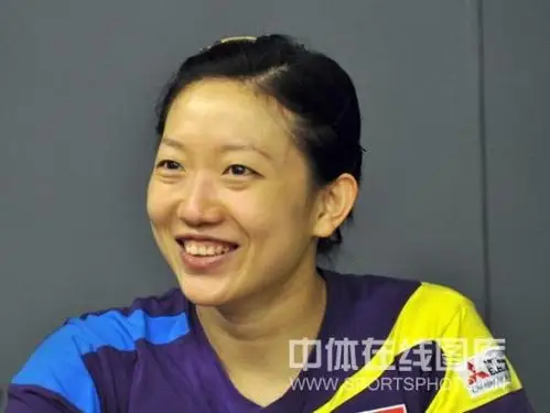 图文李佳薇积极备战世乒赛轻松享受乒乓球的快乐